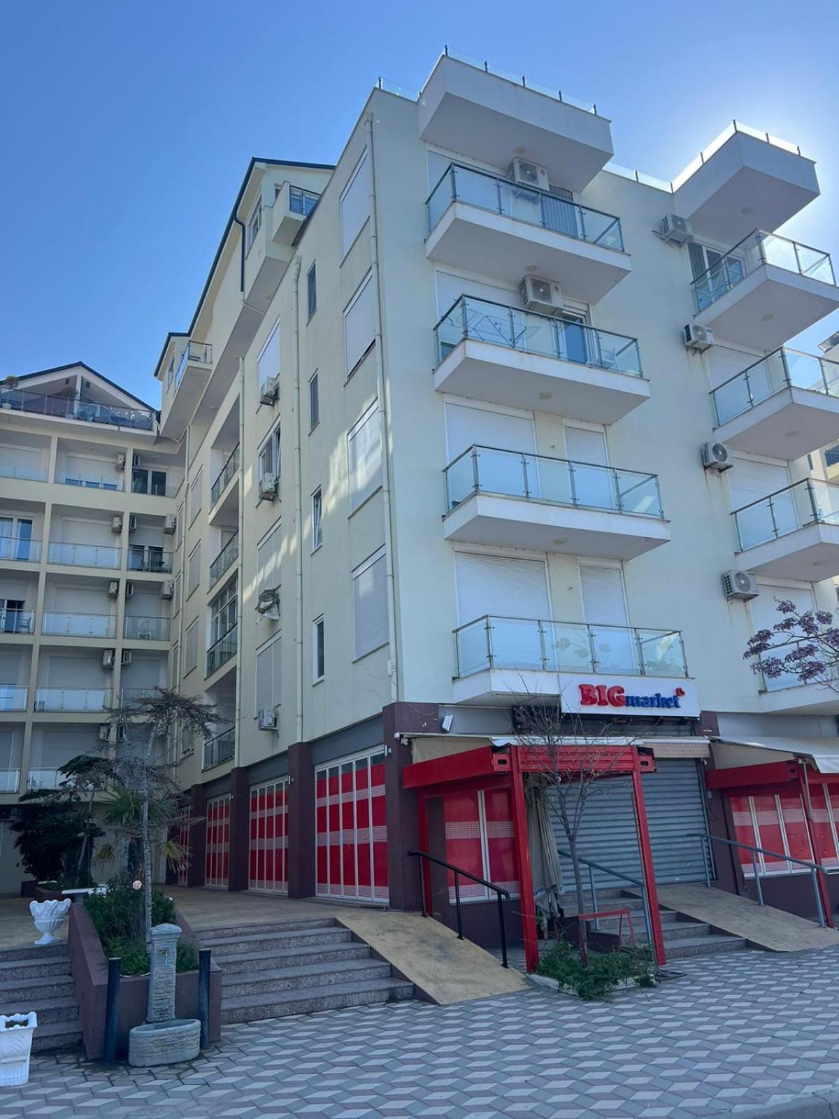 Shengjin Apartaments Luaran gambar